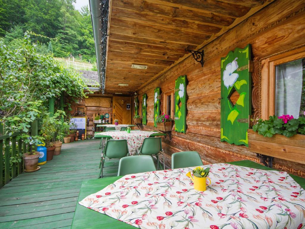 Willa Jagniatkow Bed and Breakfast Buitenkant foto